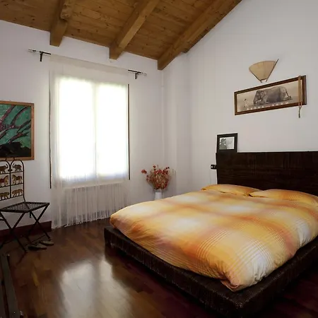 Elena Paternoster アパート サン・ラッザロ・ディ・サーヴェナ